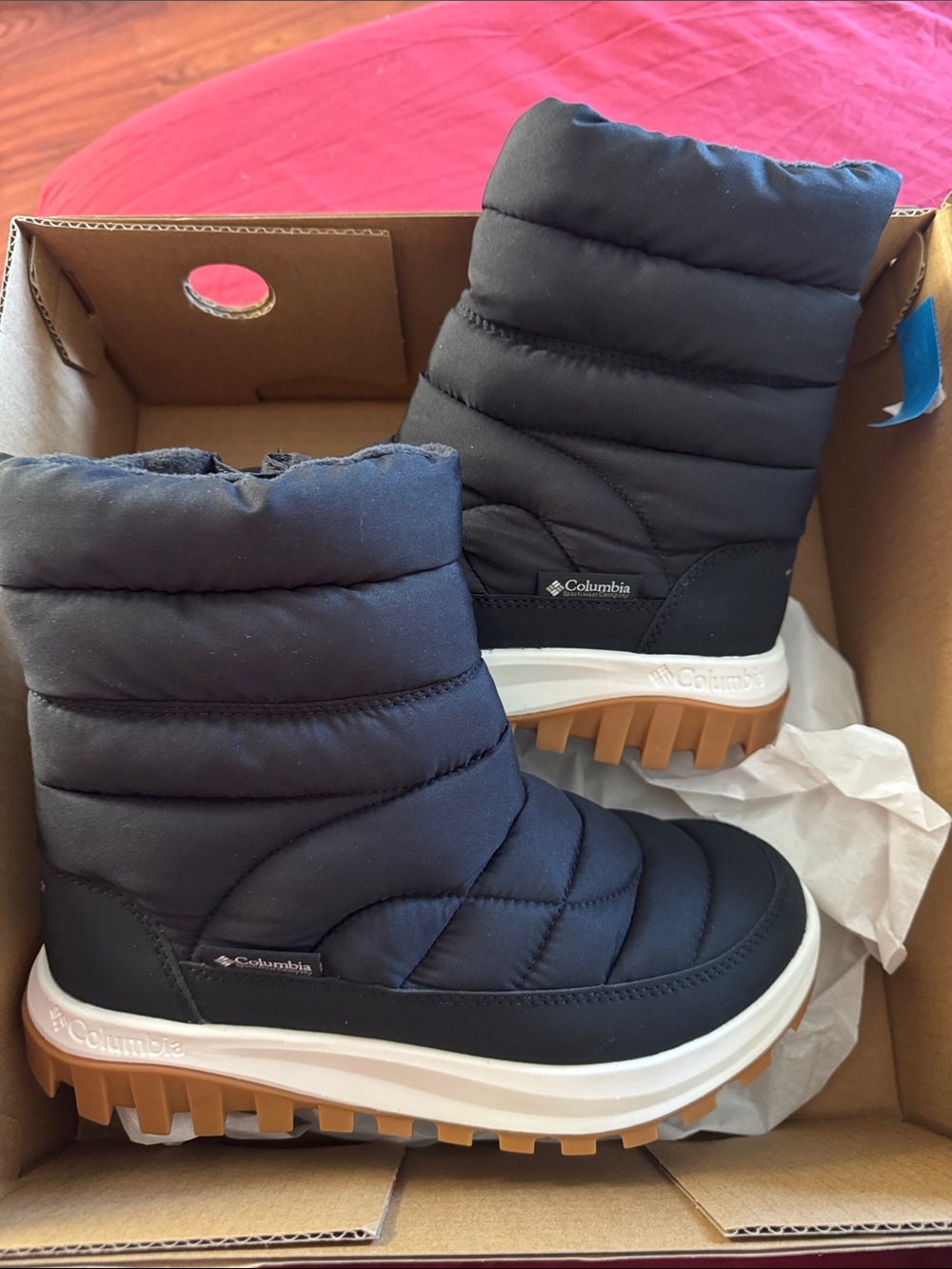 Columbia Black and Tan Women's Insulated Winter Boots